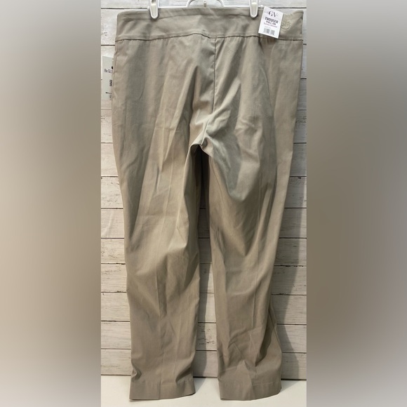 Gloria Vanderbilt Women’s Sz 18 Trouser Pull on Tummy Slimmer Mid Rise Pants - Picture 7 of 16